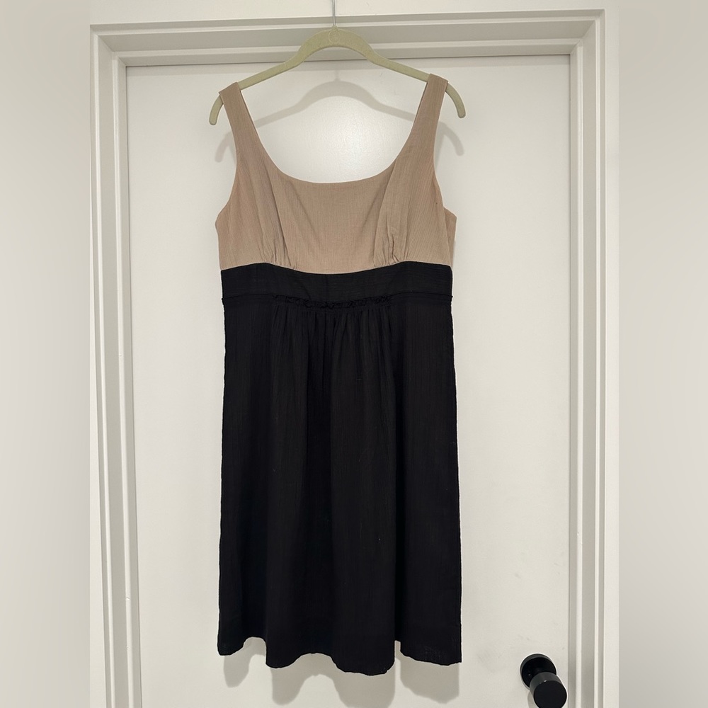 Tahari Two Toned Dress - Picture 4 of 7